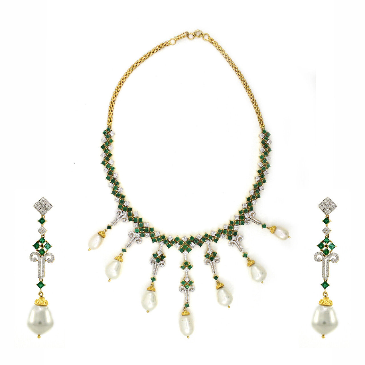 18K Gold Emerald and Pearl Necklace with White Diamonds