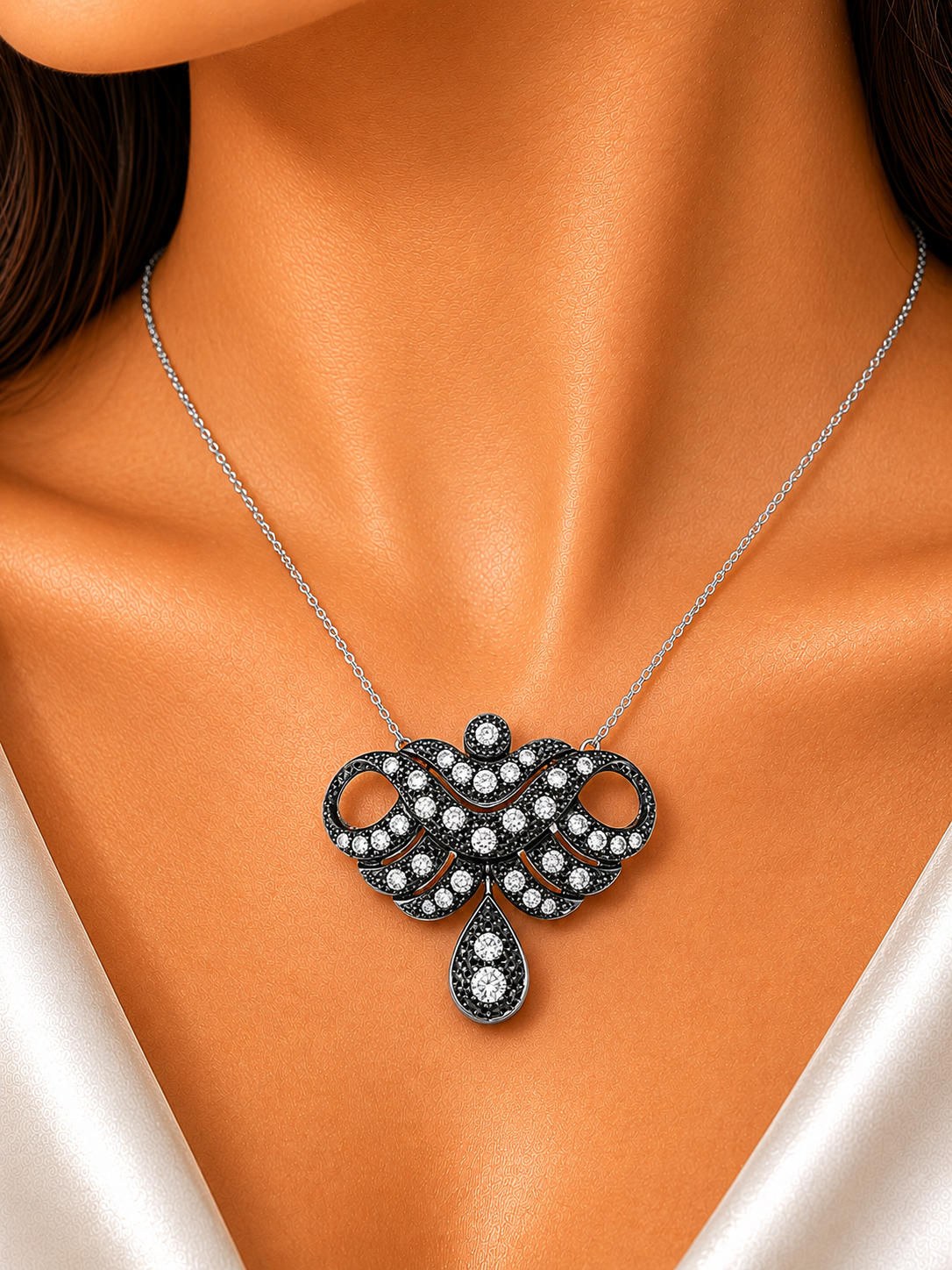 0.89 ct Round White Diamond Pendant in 14K Gold