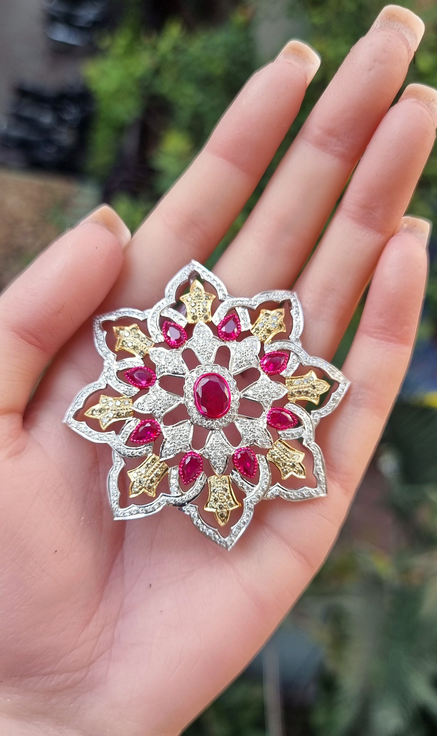 4.35 ct 18K White Diamond Ruby Floral Pendant oval center