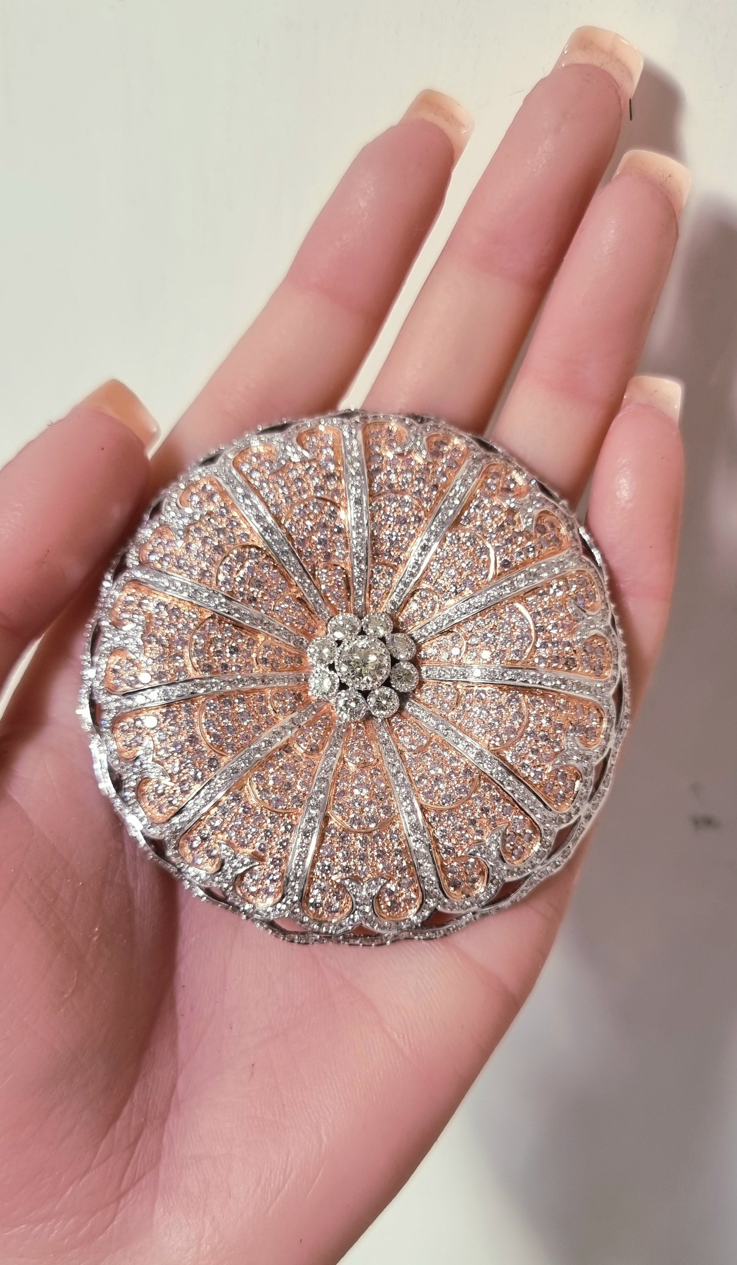 17.03 ct Oldmine Cut Diamond with White and Pink Diamond Brooch in 18K Gold