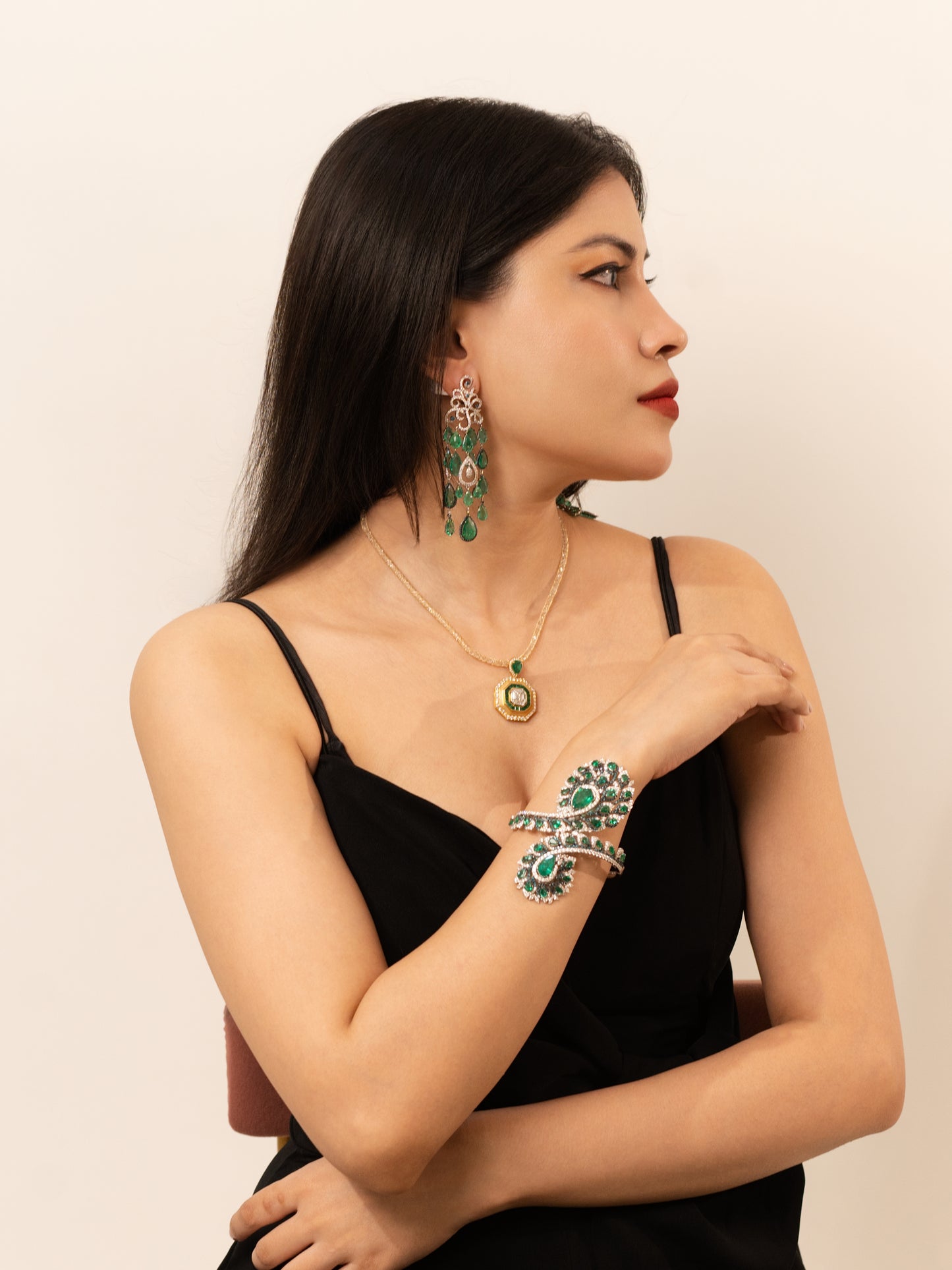 18K Gold Emerald & Diamond Floral Bracelet – Blue & Rose Cut Diamond Statement Design