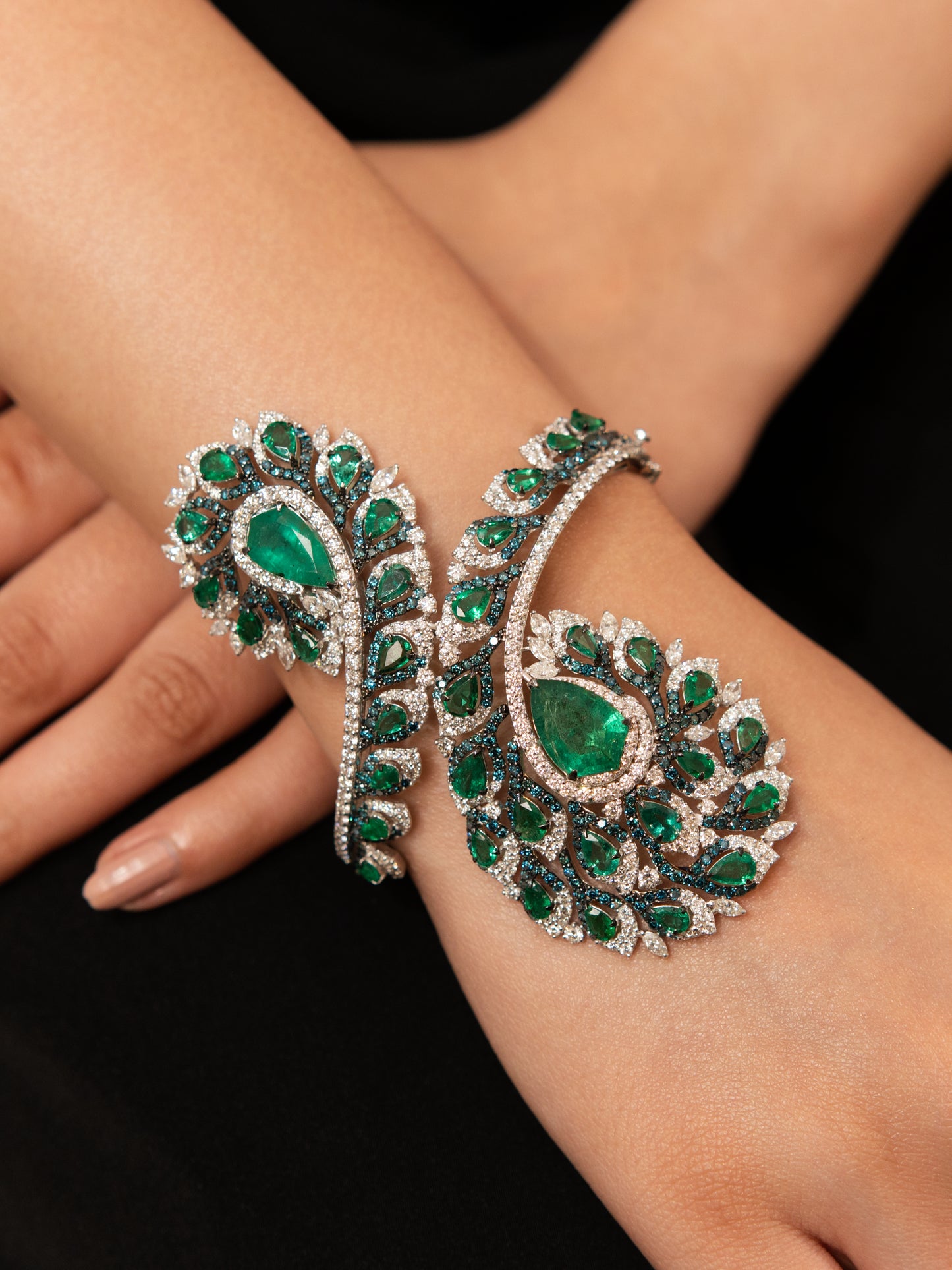 18K Gold Emerald & Diamond Floral Bracelet – Blue & Rose Cut Diamond Statement Design