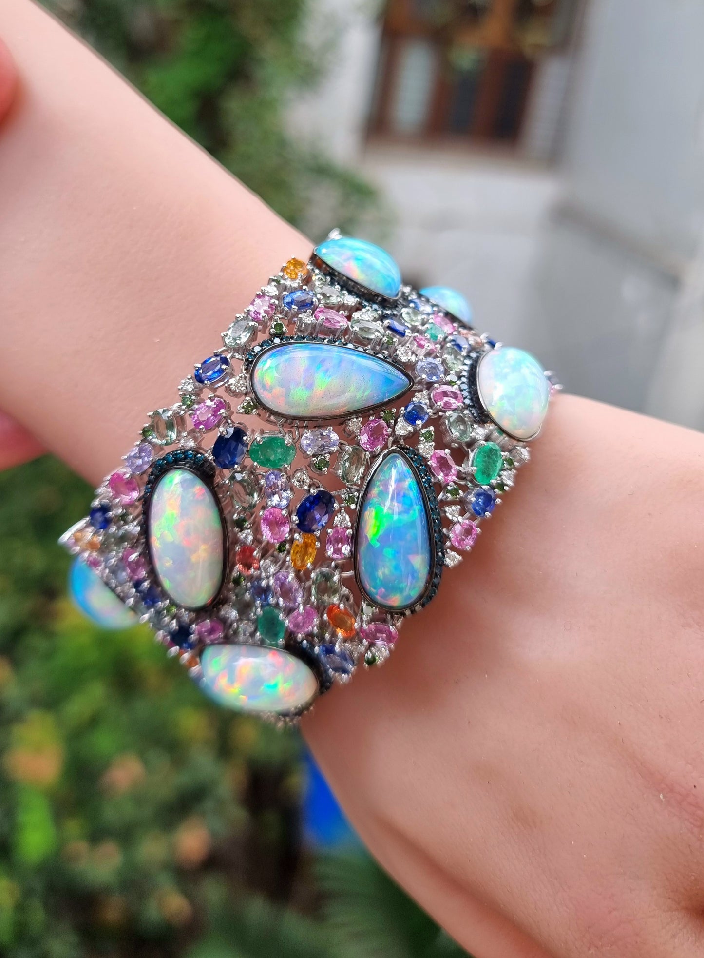 18K Gold Opal Bracelet