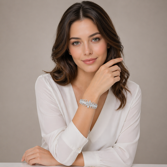 18K White Diamond Baguette Diamond Floral Bracelet