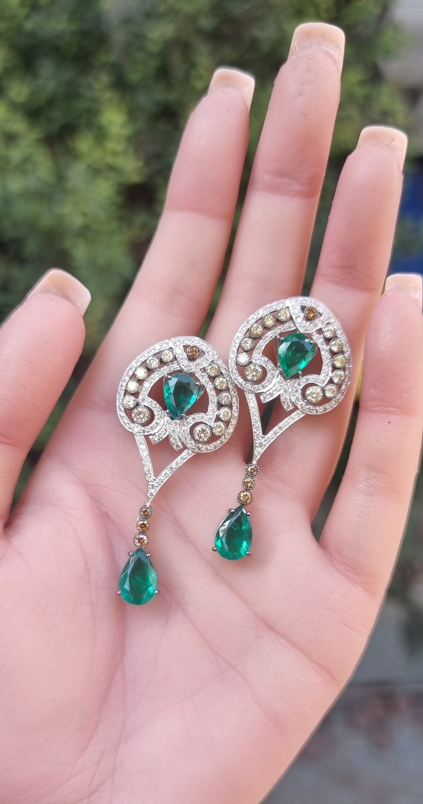 3.96 ct Pear Emerald with Mix Color Diamond Earrings in 18K Gold