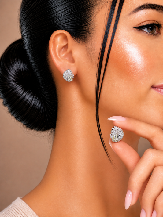 1.18 ct Round Diamond Earrings in 18K Gold