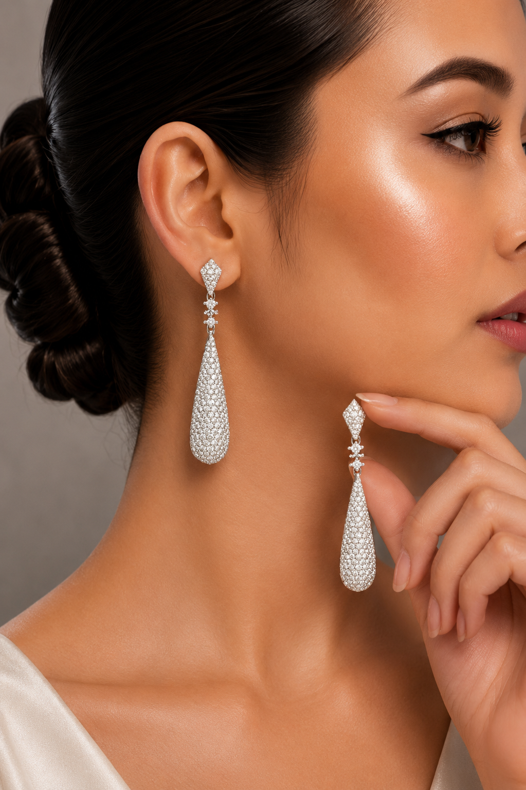 3.3 ct Round White Diamond Earrings in 18K Gold