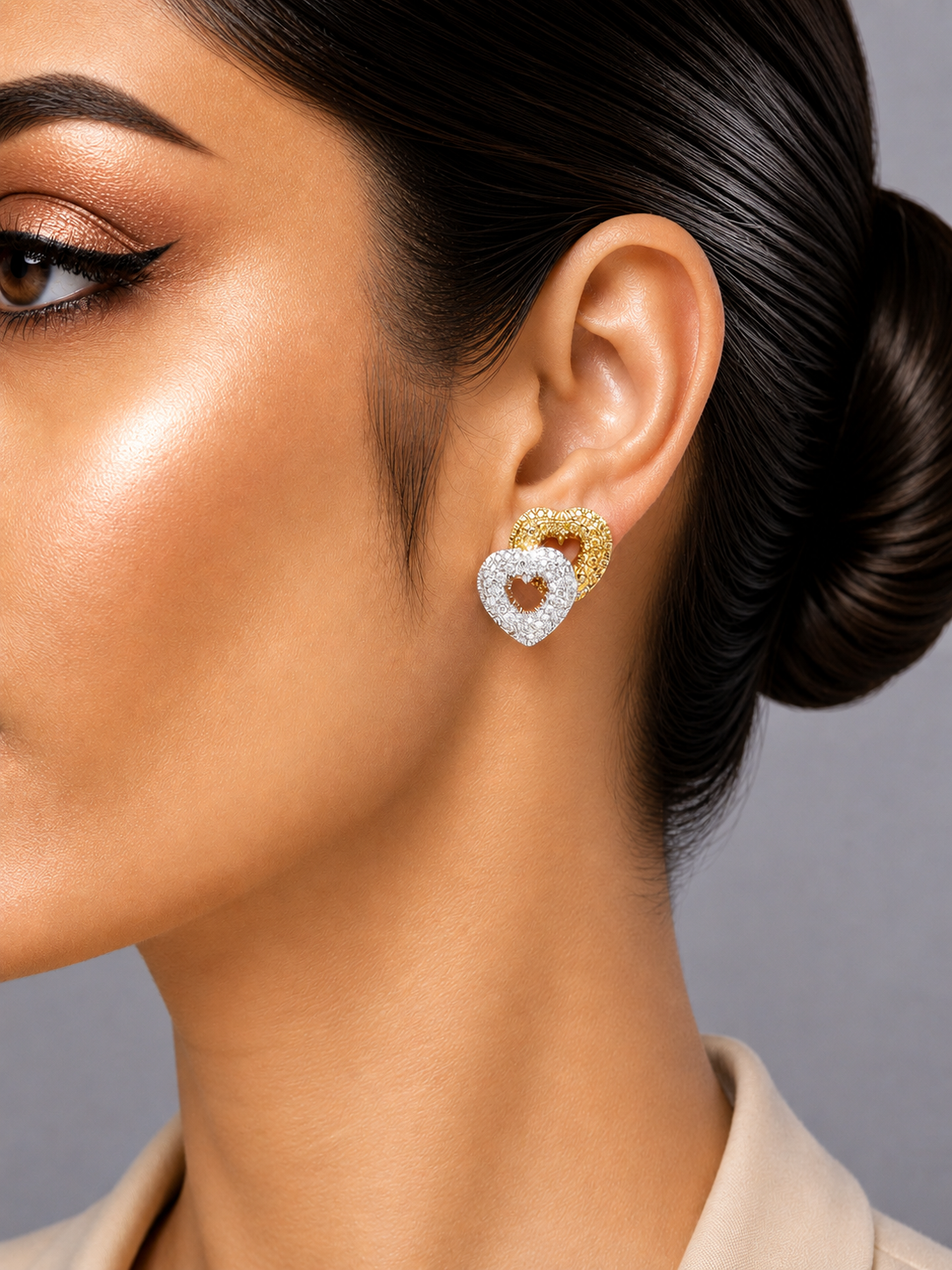 1.48 ct Heart Mix Color Diamond Earrings in 18K Gold