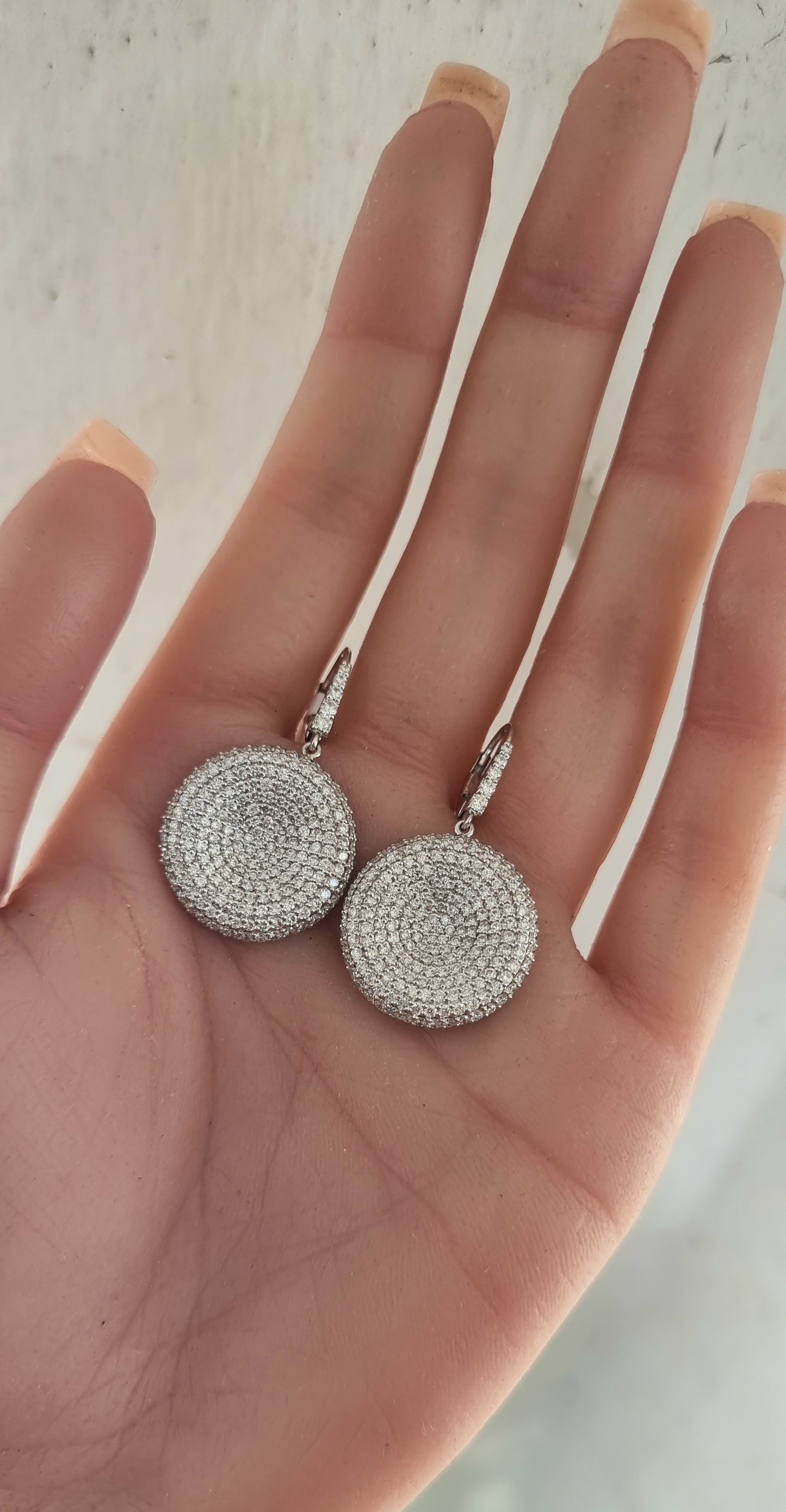 4.17 ct Round White Diamond Earrings in 18K Gold