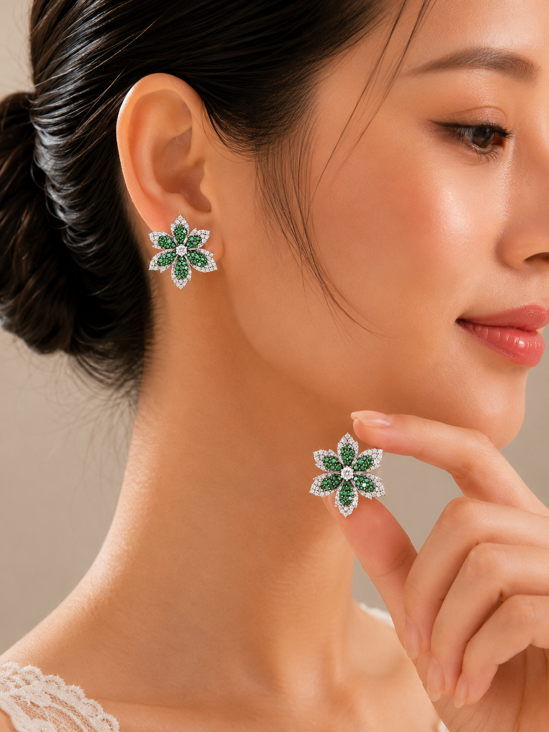 0.95 ct Round Diamond with Round Tsavorite Earrings in 18K Gold