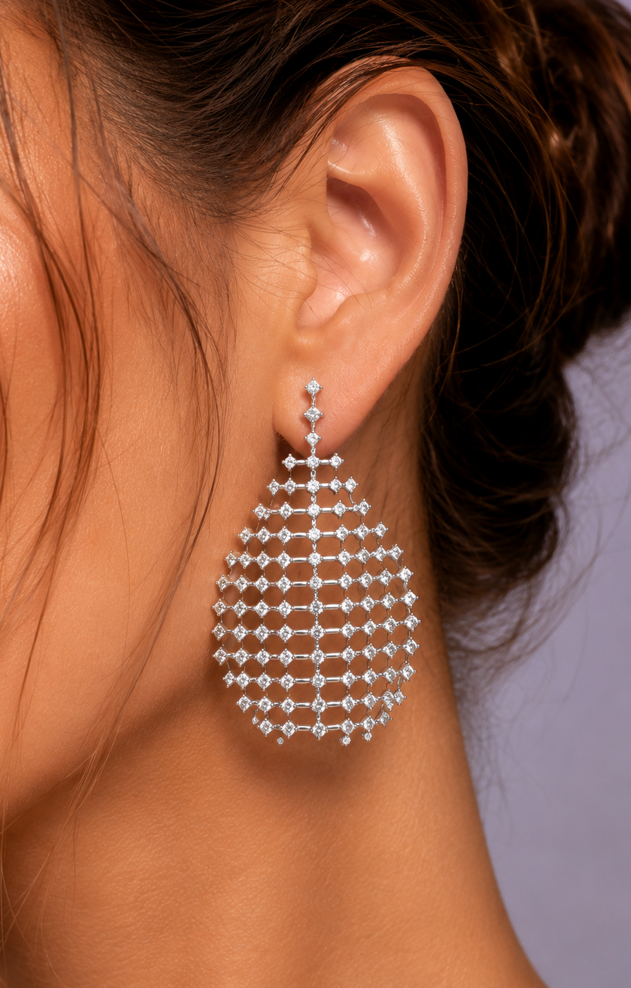 6.62 ct Round White Diamond Earrings in 18K Gold