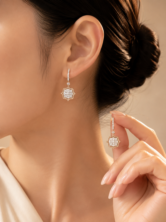 1.45 ct Round White and Pink Diamond Earrings in 18K Gold