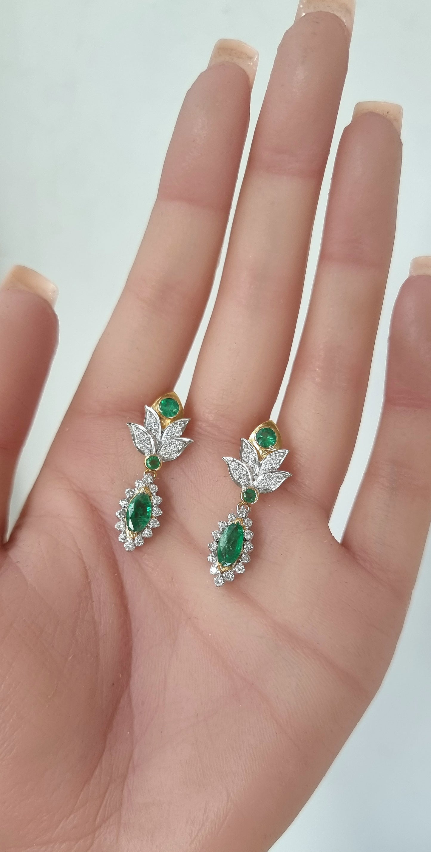 1.05 ct Oval Emerald with White Diamond Earrings in 18K Gold