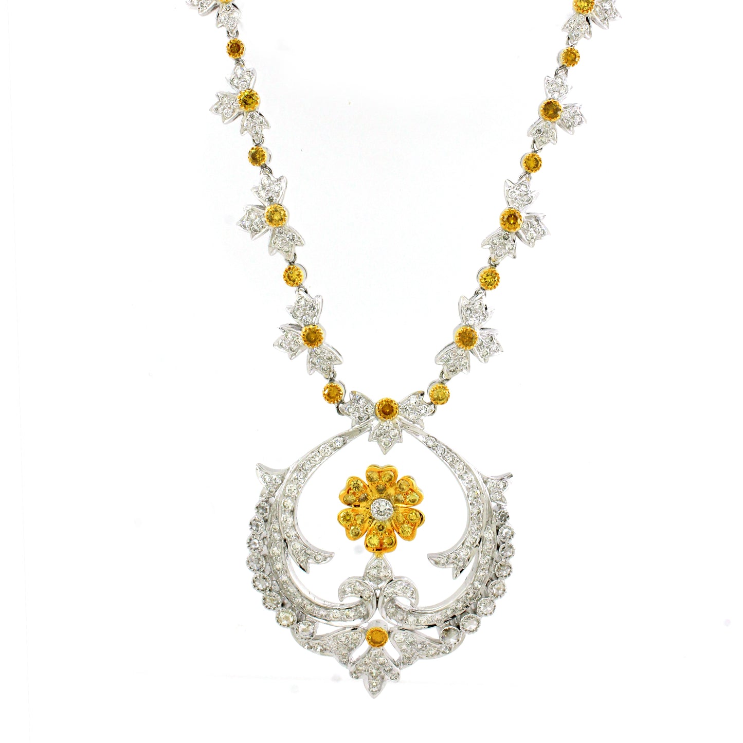 18K Gold Mix Color Diamond Floral Necklace with Round Center
