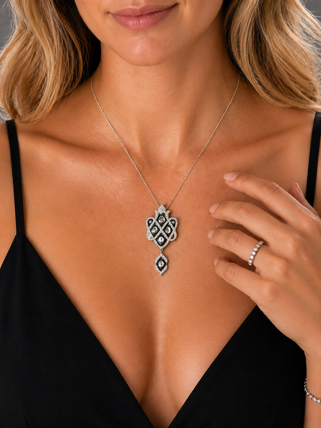 18K Gold Mix Color Diamond Pave Pendant pear 10.39g