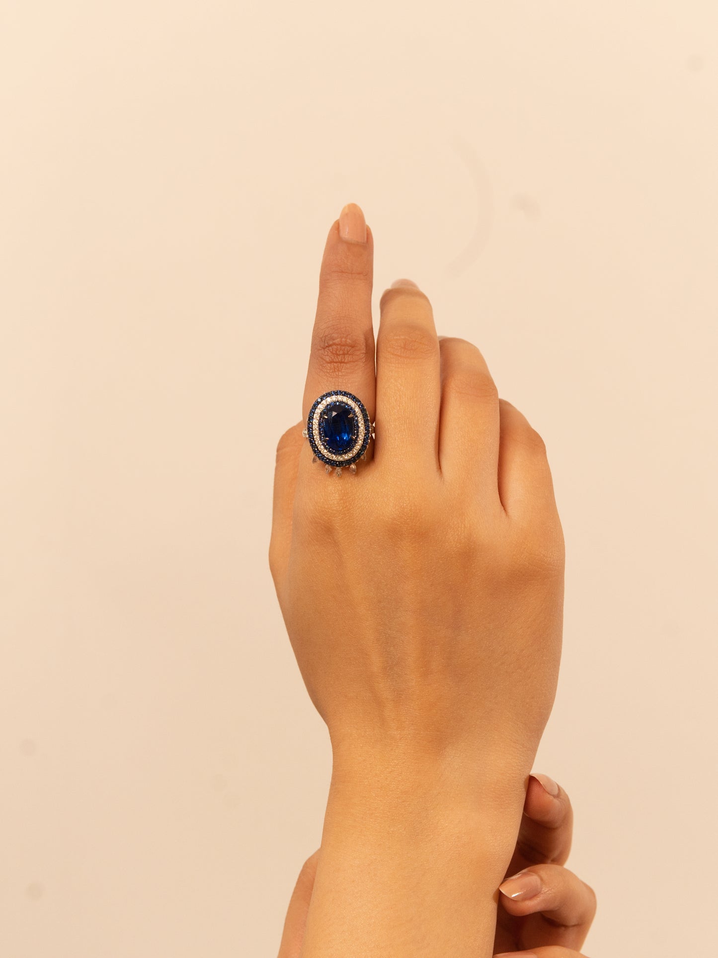 1.37 ct Oval Kinite with White Diamond and Sapphire Ring in 18K Gold