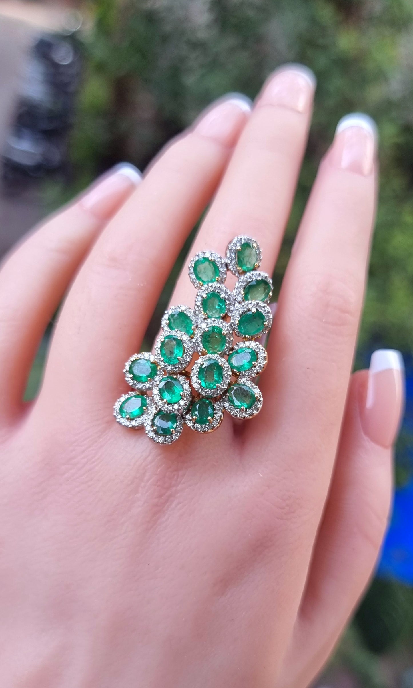 1.32 ct Oval Emerald with White Diamond Ring in 14K Gold