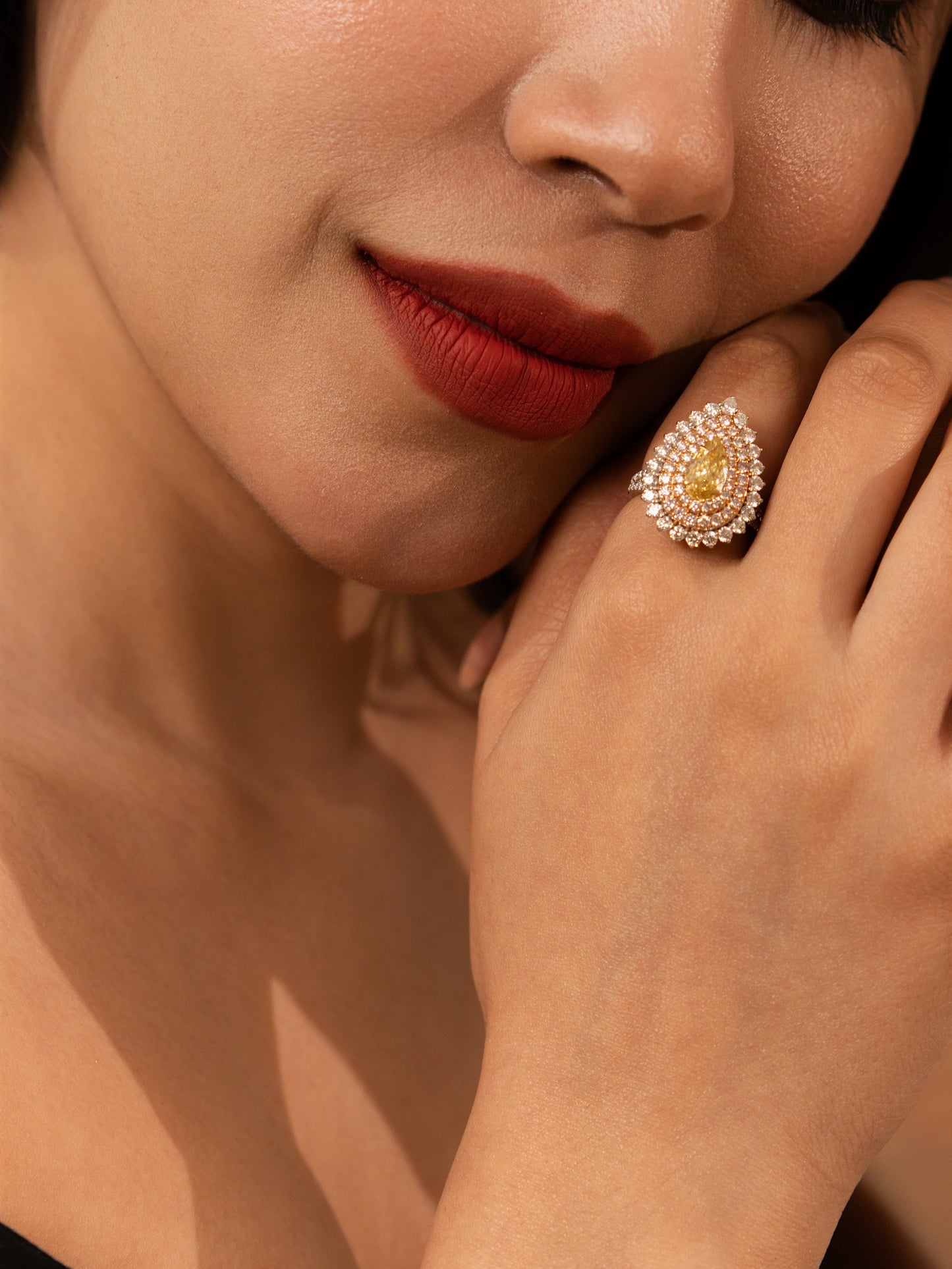 3.38 ct Pear Diamond with White and Pink Diamonds Ring in 18K Gold
