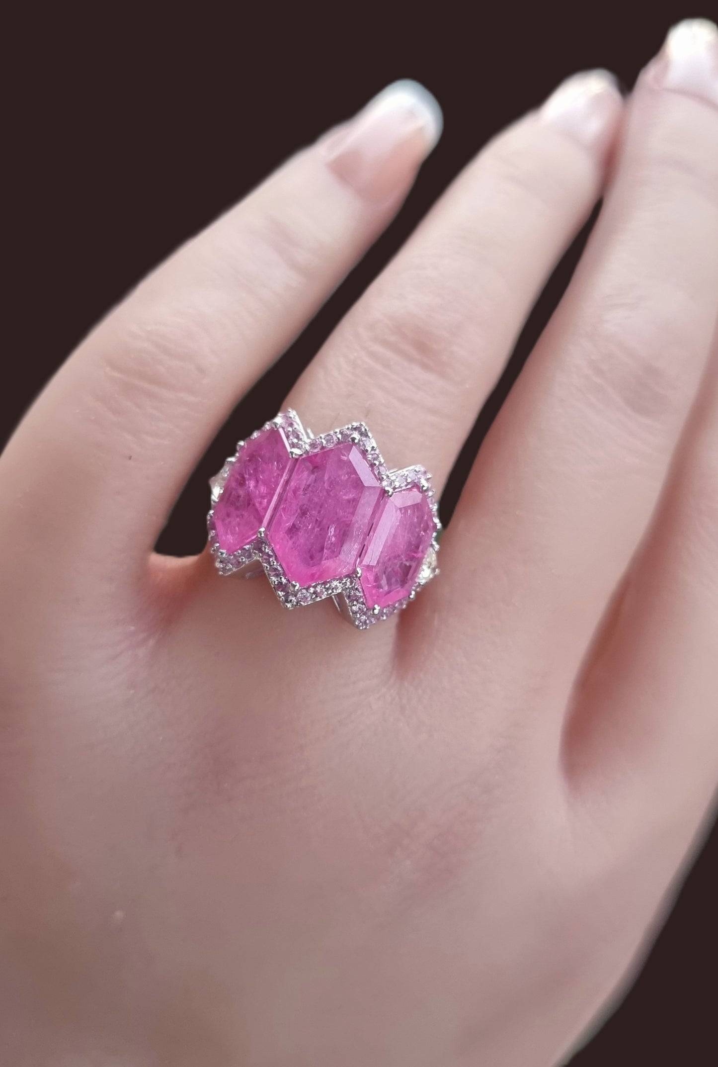 0.33 ct Emerald Cut Sapphire with White Diamond Ring in 18K Gold