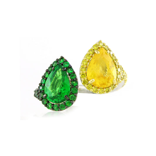 0.46 ct Pear Sapphire with Tsavorite and White Canary Diamond Ring in 18K Gold